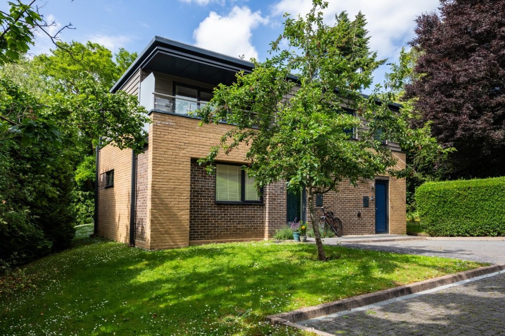 Images for Mortimer Court, 66 Cumnor Hill, Oxford EAID:BUTLSHEWESTAPI BID:1