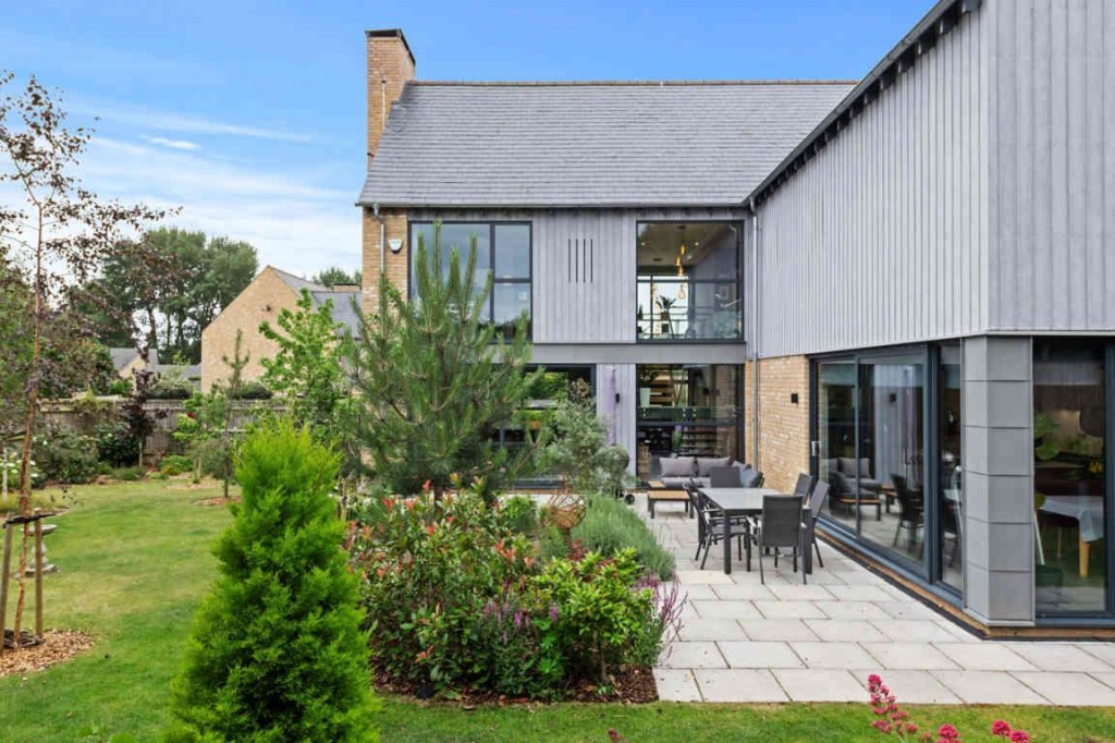 Images for Southmoor, Nr. Abingdon on Thames EAID:BUTLSHEWESTAPI BID:1