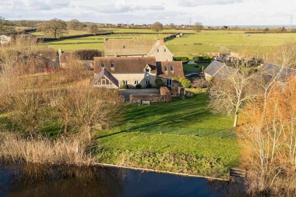 Images for Chilswell Lane, Boars Hill, Oxford EAID:BUTLSHEWESTAPI BID:1