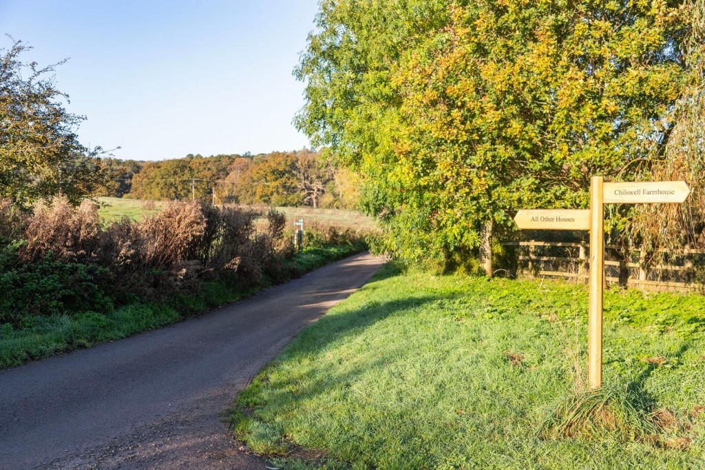 Images for Chilswell Lane, Boars Hill, Oxford EAID:BUTLSHEWESTAPI BID:1