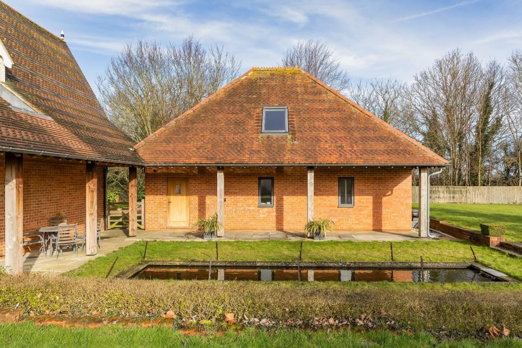 Images for Ickleton Road, East Challow, Wantage EAID:BUTLSHEWESTAPI BID:1