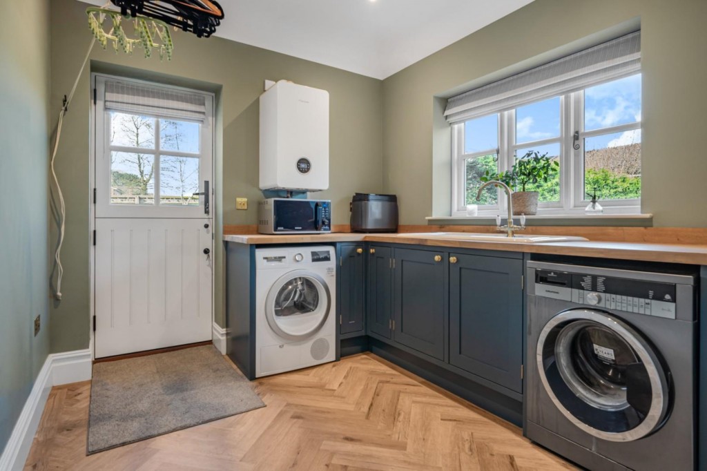 Images for Southview, Faringdon Road, Kingston Bagpuize EAID:BUTLSHEWESTAPI BID:1