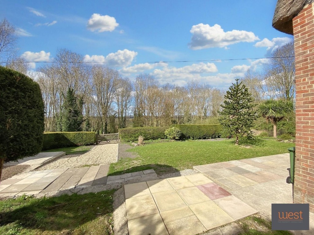 Images for Knighton, Swindon EAID:BUTLSHEWESTAPI BID:11