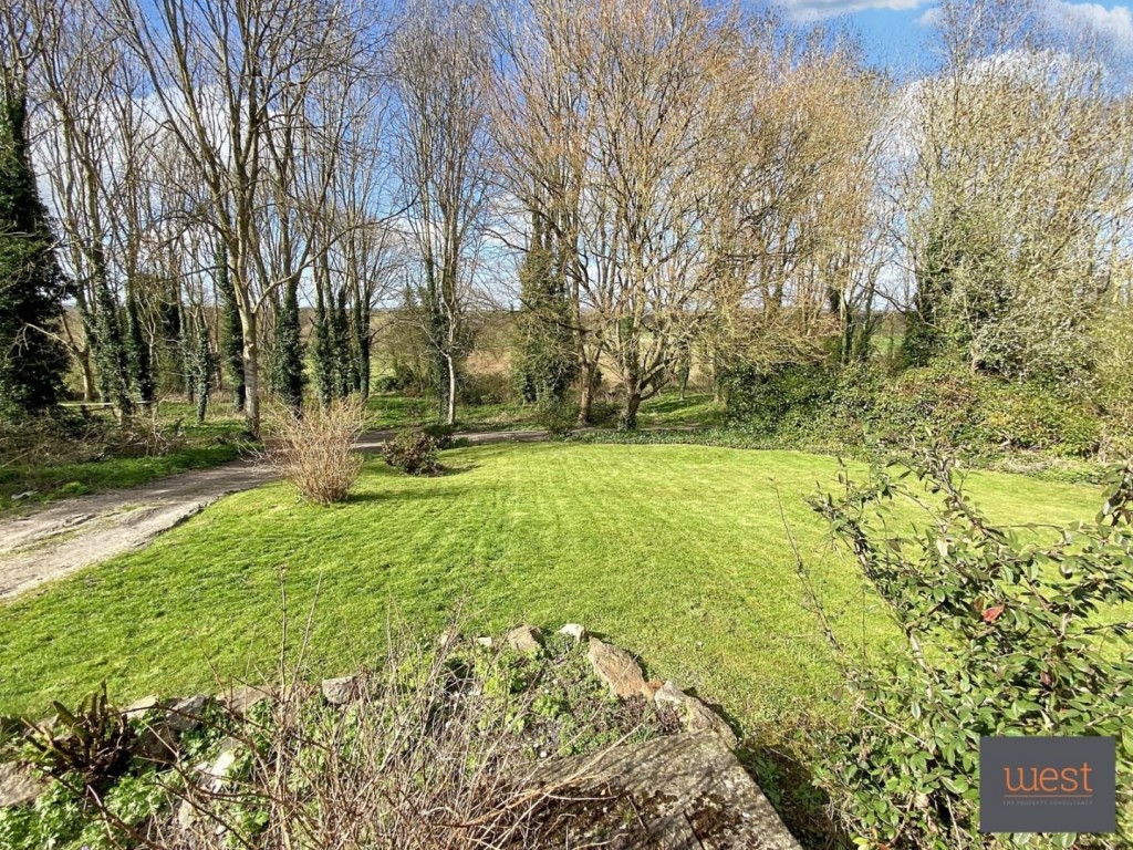 Images for Knighton, Swindon EAID:BUTLSHEWESTAPI BID:11