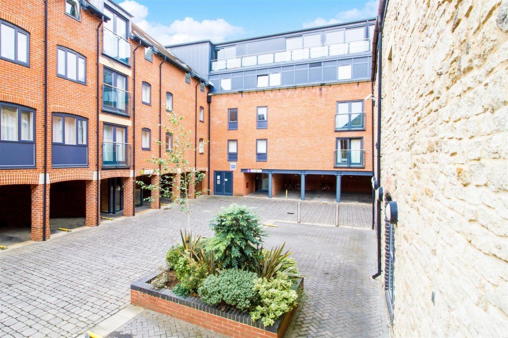 Images for St. Thomas Street, Oxford EAID:BUTLSHEWESTAPI BID:11