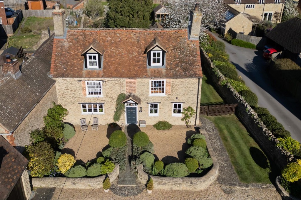 Images for Mill Road, Marcham, Nr.Abingdon On Thames EAID:BUTLSHEWESTAPI BID:1