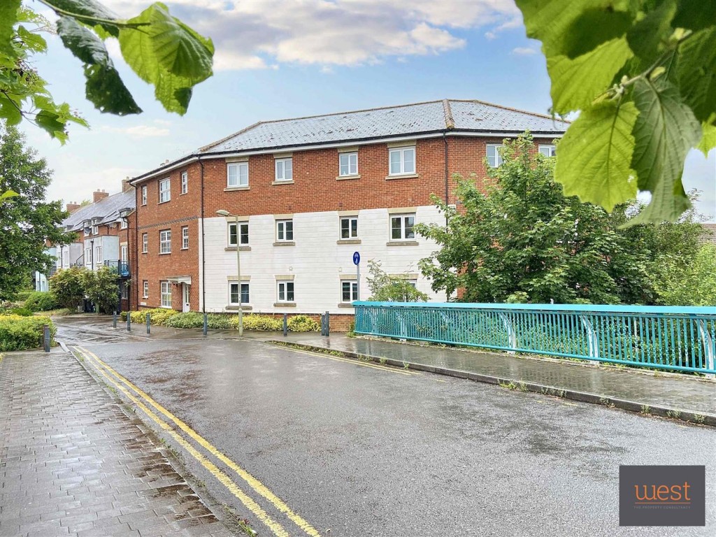 Images for Balcombe Court, Wantage EAID:BUTLSHEWESTAPI BID:11