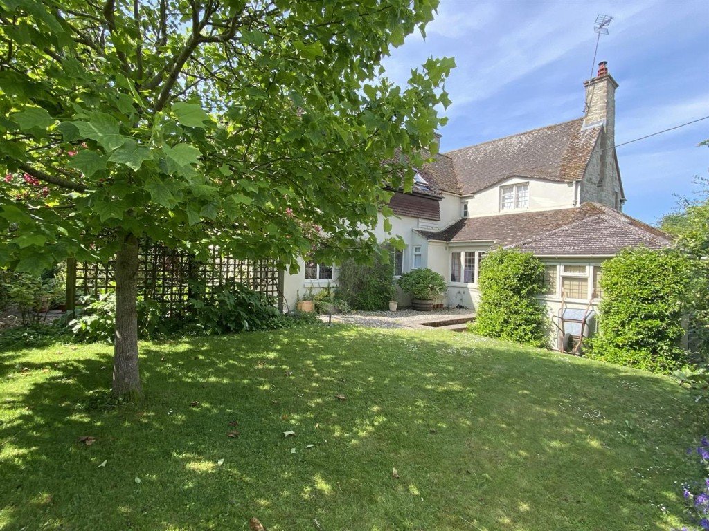 Images for Rosemary`s Cottage, Church Row, Childrey EAID:BUTLSHEWESTAPI BID:11
