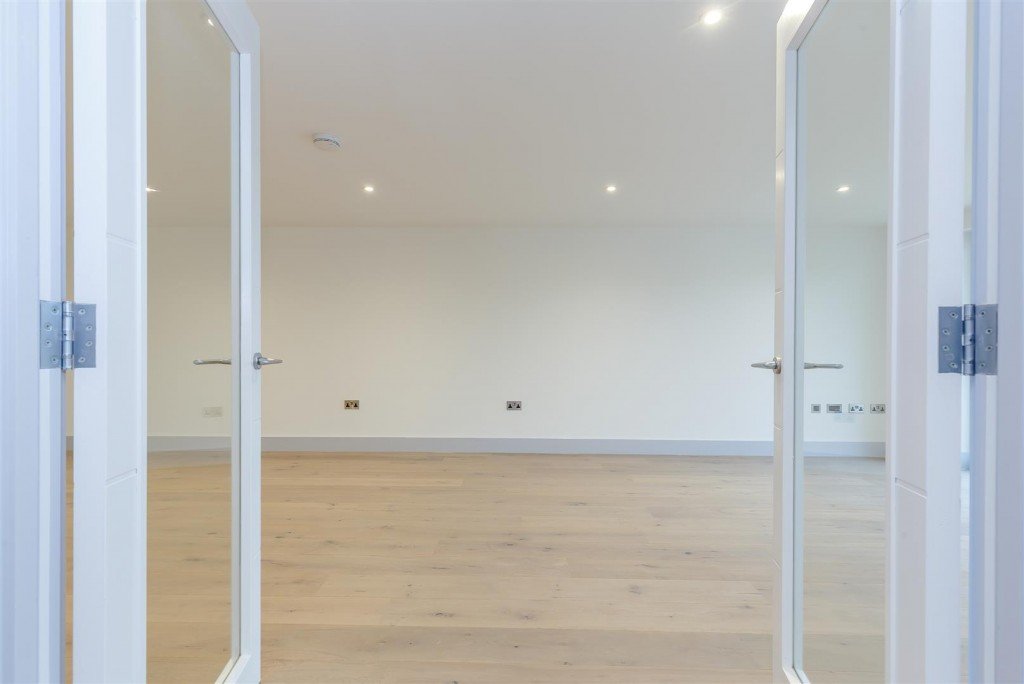 Images for Eaton Court, 86 Cumnor Hill EAID:BUTLSHEWESTAPI BID:11
