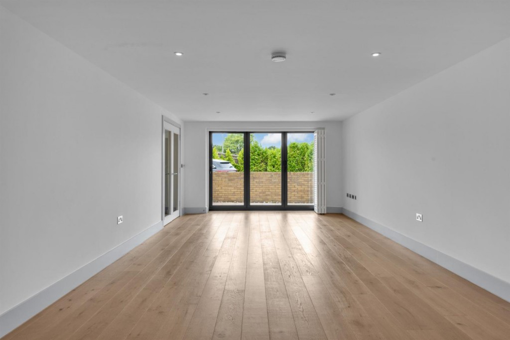 Images for Eaton Court, 86 Cumnor Hill EAID:BUTLSHEWESTAPI BID:11