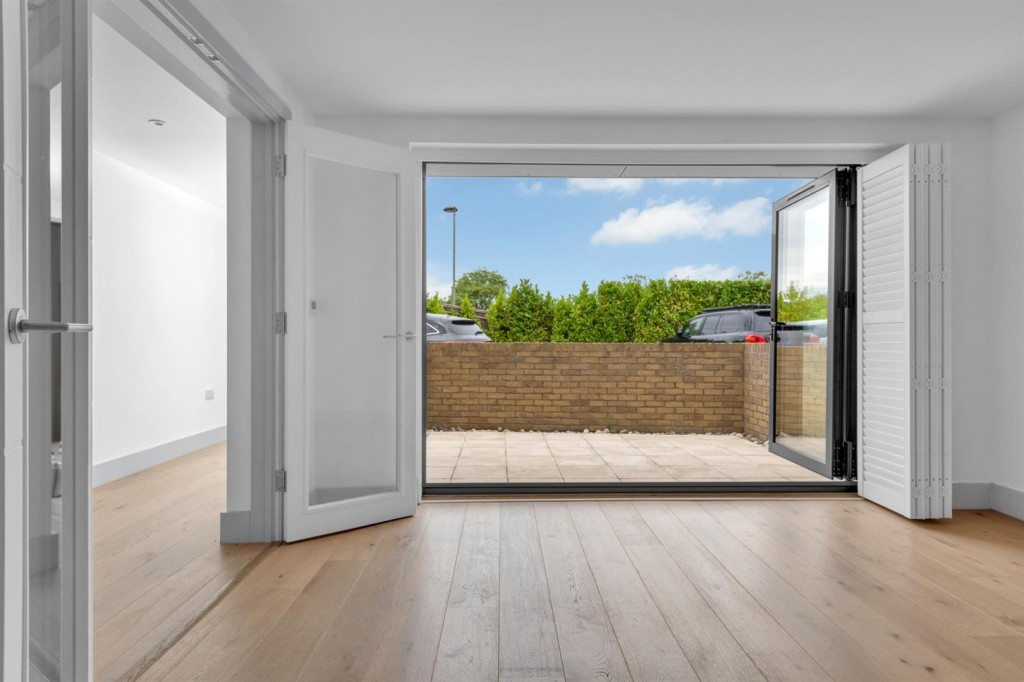 Images for Eaton Court, 86 Cumnor Hill EAID:BUTLSHEWESTAPI BID:11
