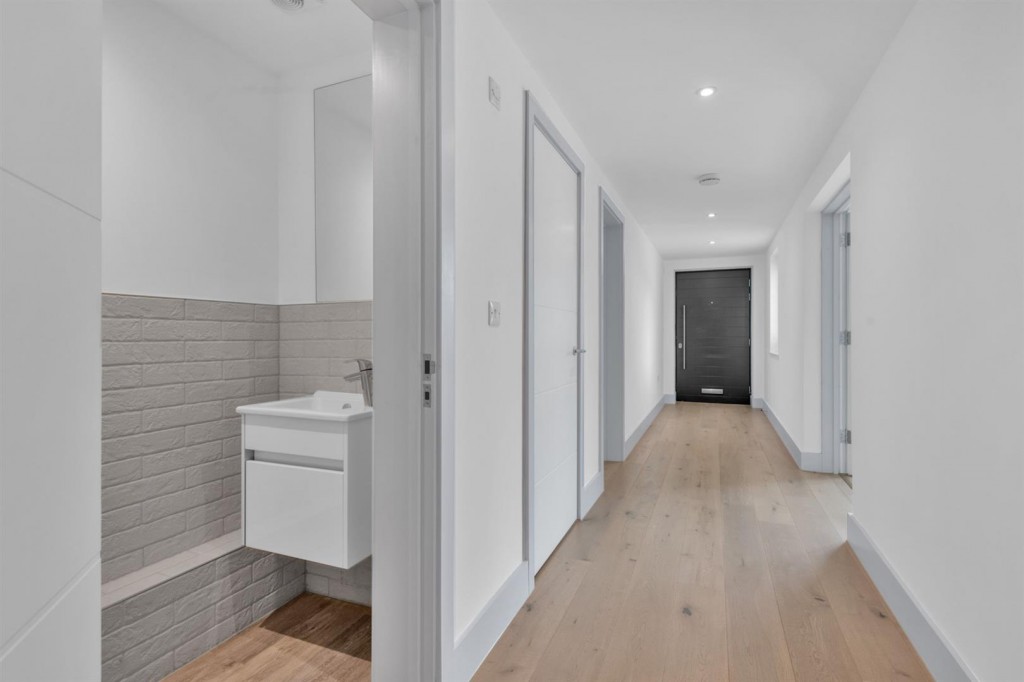 Images for Eaton Court, 86 Cumnor Hill EAID:BUTLSHEWESTAPI BID:11