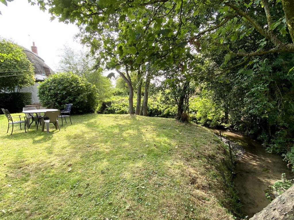 Images for Westminster Bridge Cottage, Woolstone Road, Uffington EAID:BUTLSHEWESTAPI BID:11