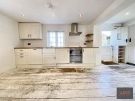 Images for Dobbins, 1 High Street, Childrey