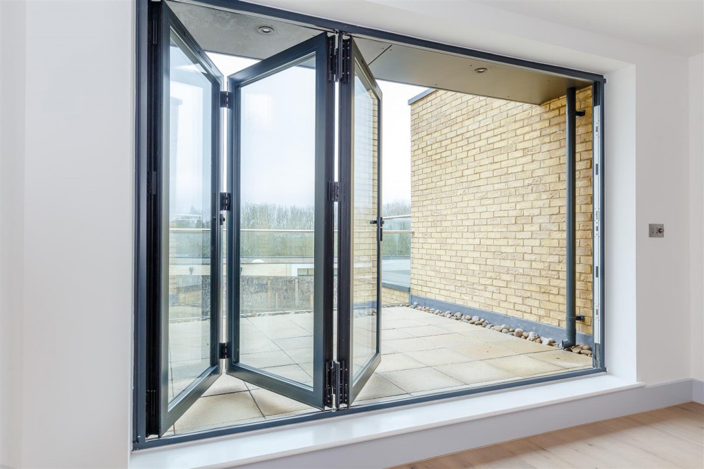 Images for Apartment 4 Eaton Court, 86 Cumnor Hill, Oxford EAID:BUTLSHEWESTAPI BID:11