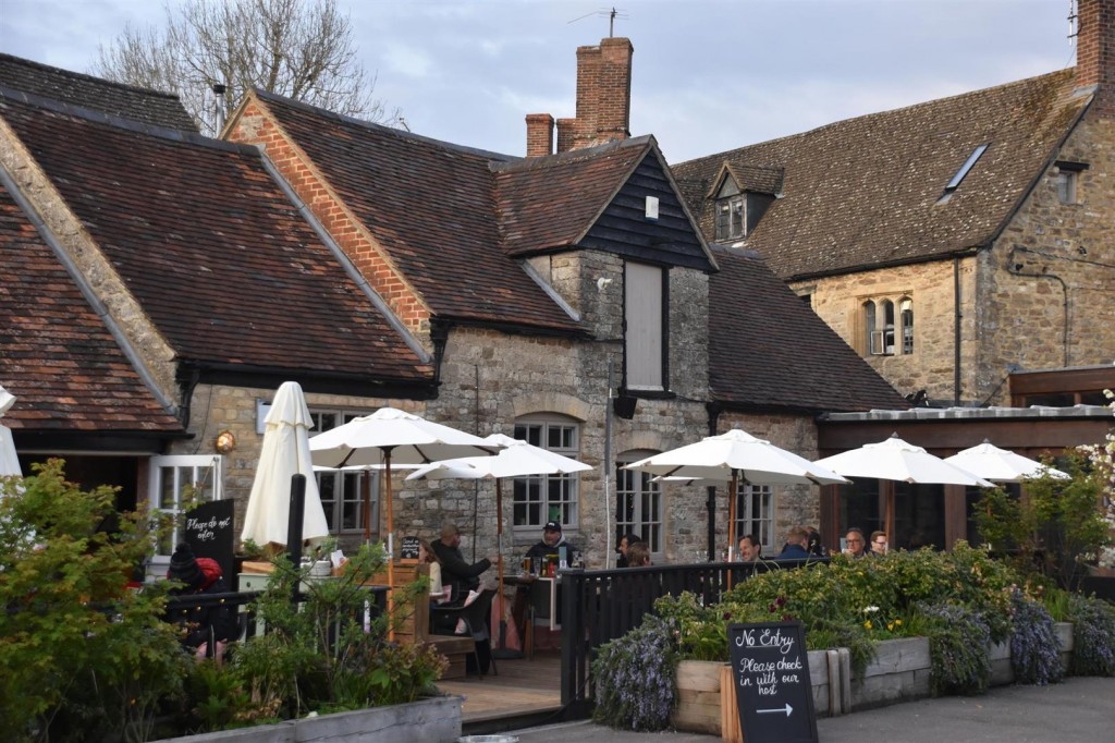 Images for Apartment 4 Eaton Court, 86 Cumnor Hill, Oxford EAID:BUTLSHEWESTAPI BID:11