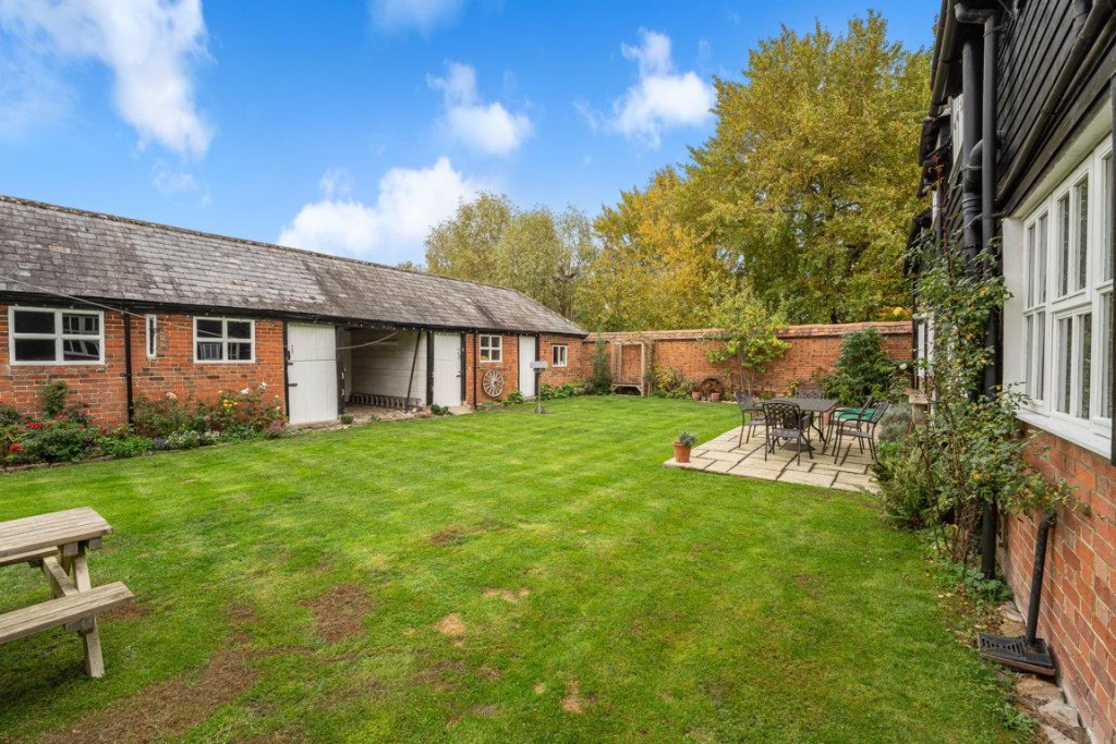 Images for Woolstone EAID:BUTLSHEWESTAPI BID:1