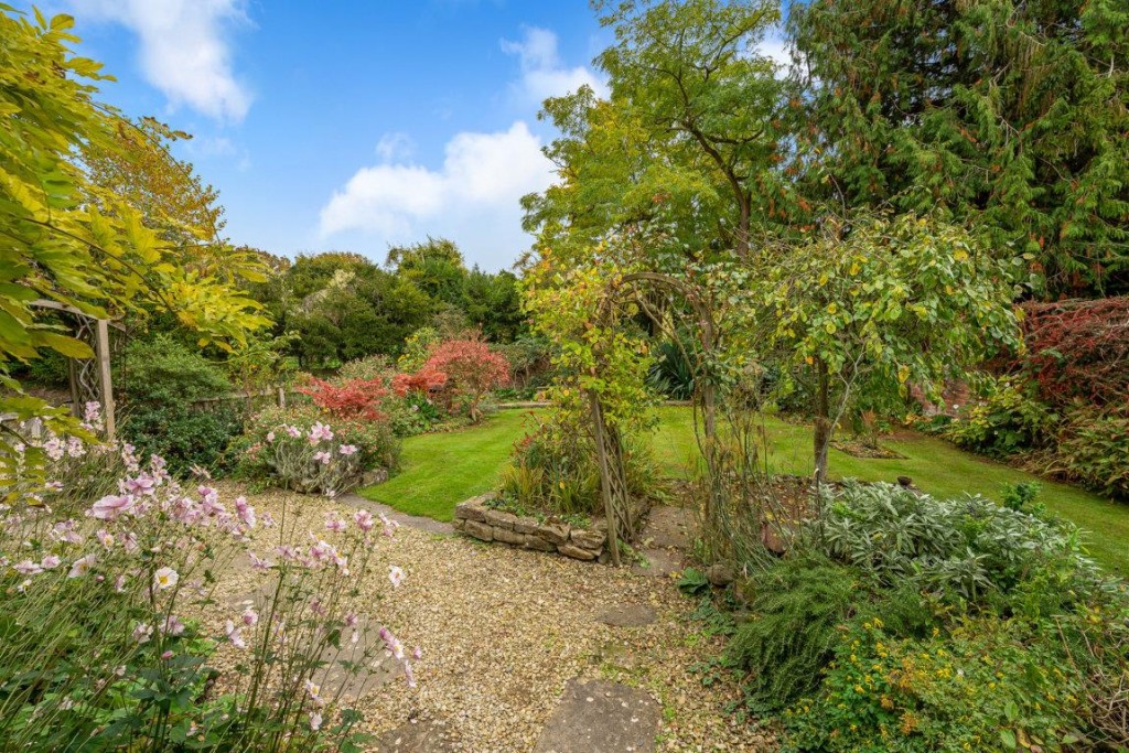 Images for Woolstone EAID:BUTLSHEWESTAPI BID:1