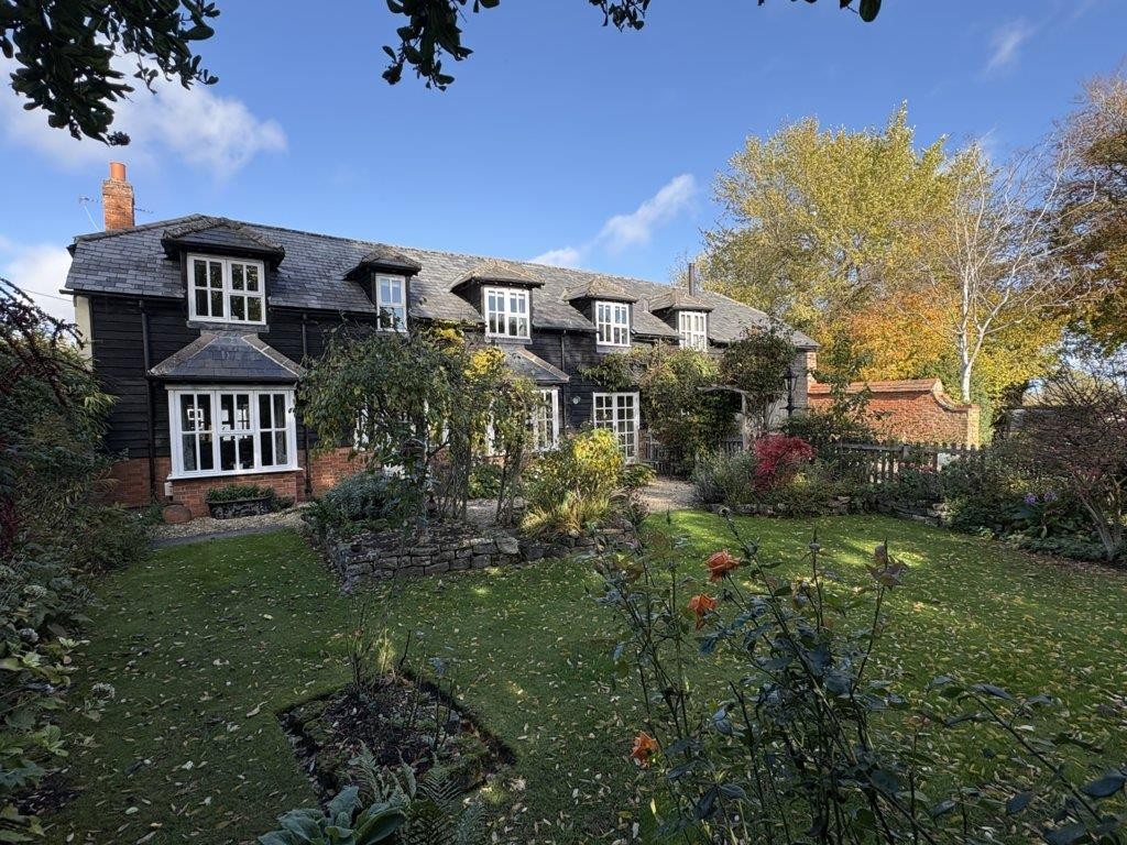 Images for Woolstone EAID:BUTLSHEWESTAPI BID:1