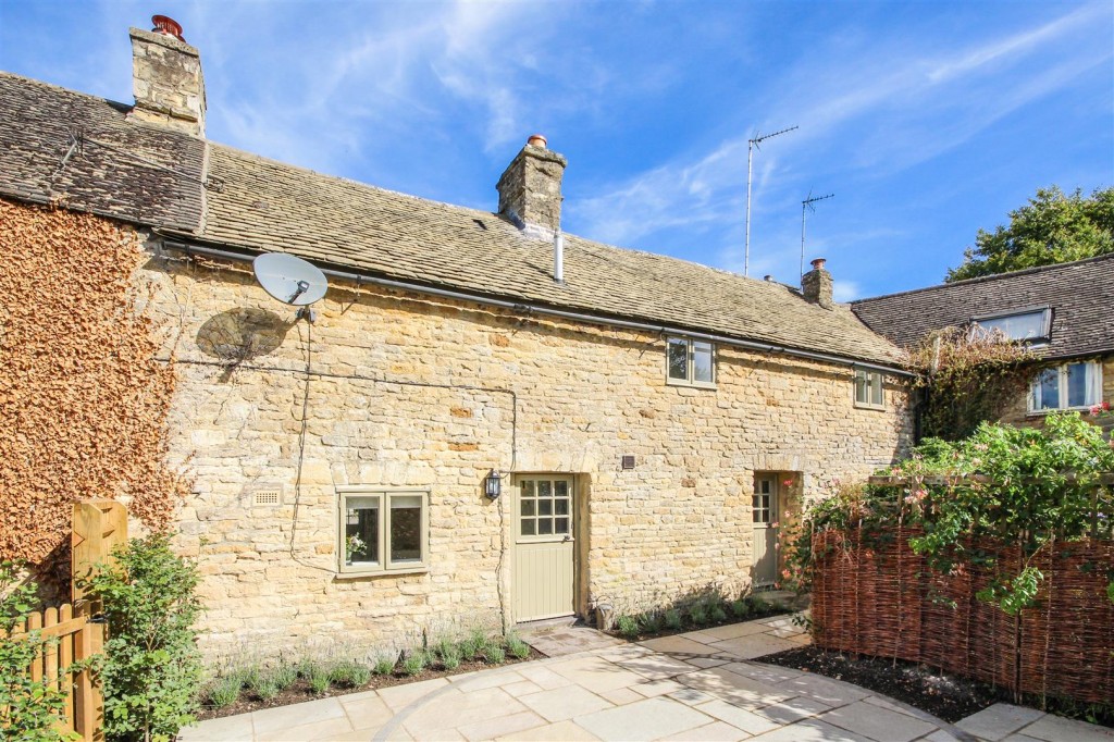 Images for Main Street, Over Norton EAID:BUTLSHEWESTAPI BID:11