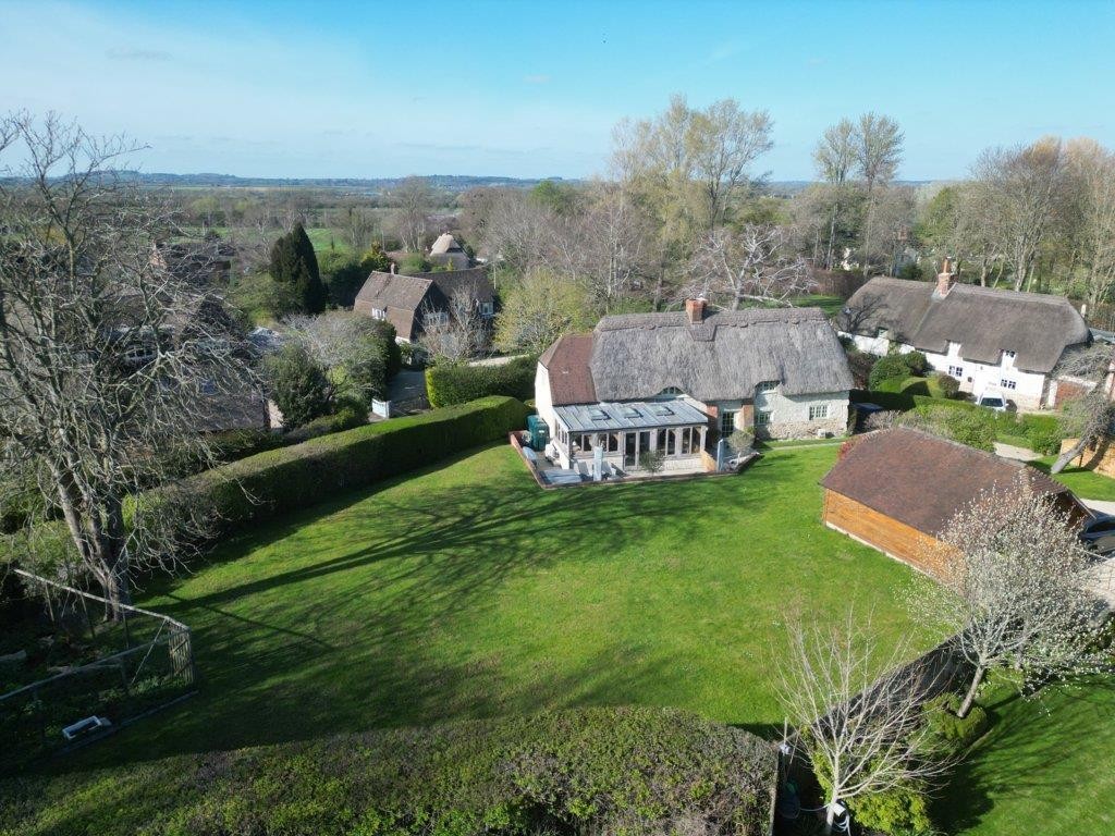 Images for Church Lane, Woolstone EAID:BUTLSHEWESTAPI BID:1