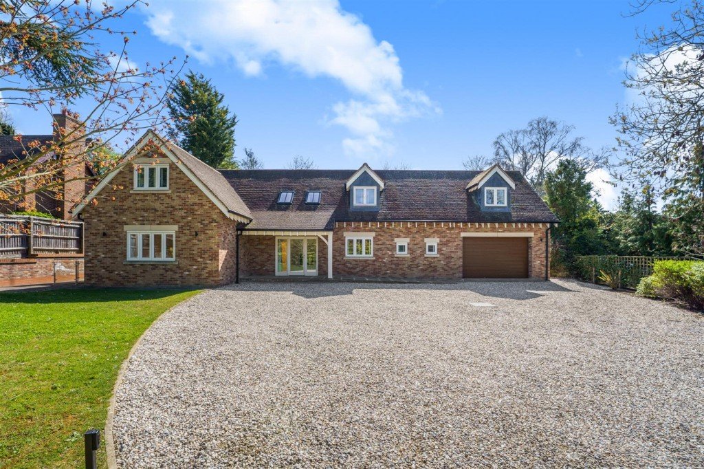 Images for Wheatley, Oxfordshire EAID:BUTLSHEWESTAPI BID:11