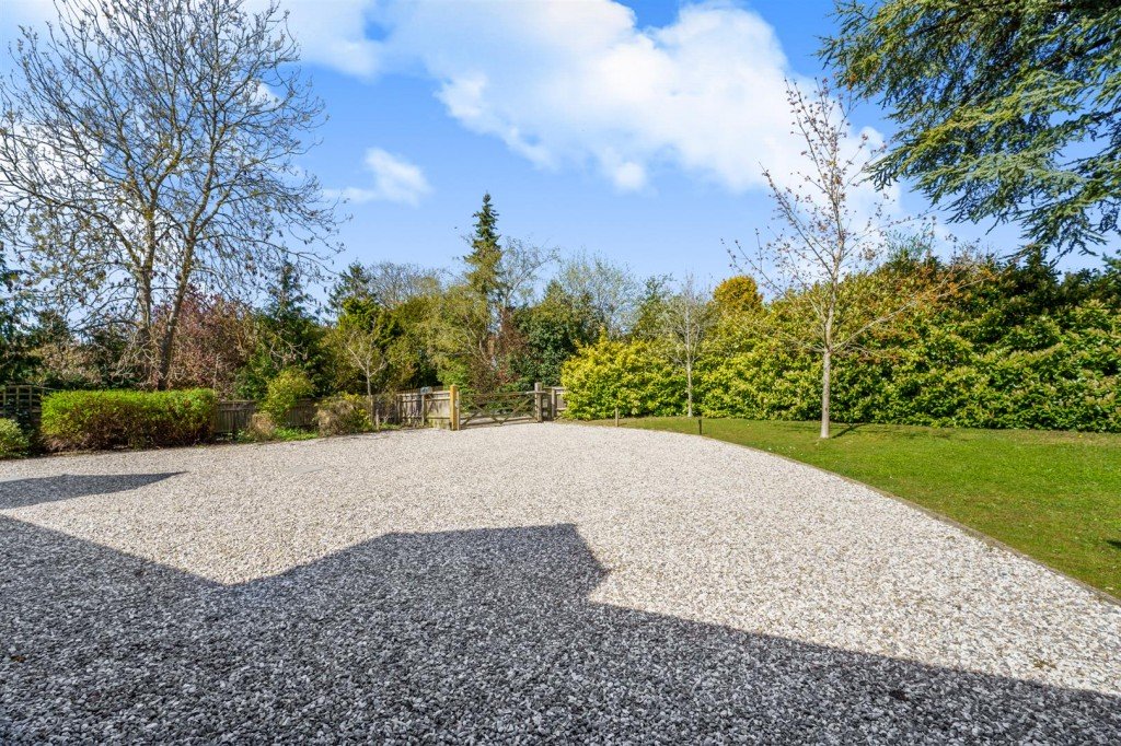 Images for Wheatley, Oxfordshire EAID:BUTLSHEWESTAPI BID:11