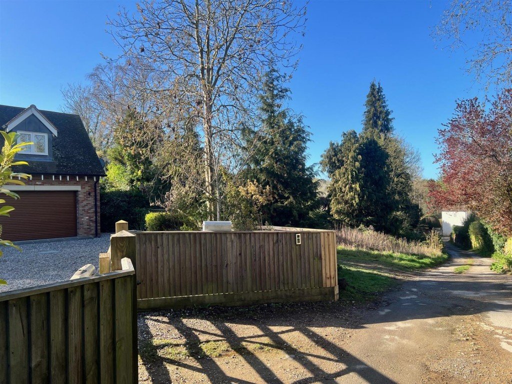 Images for Wheatley, Oxfordshire EAID:BUTLSHEWESTAPI BID:11