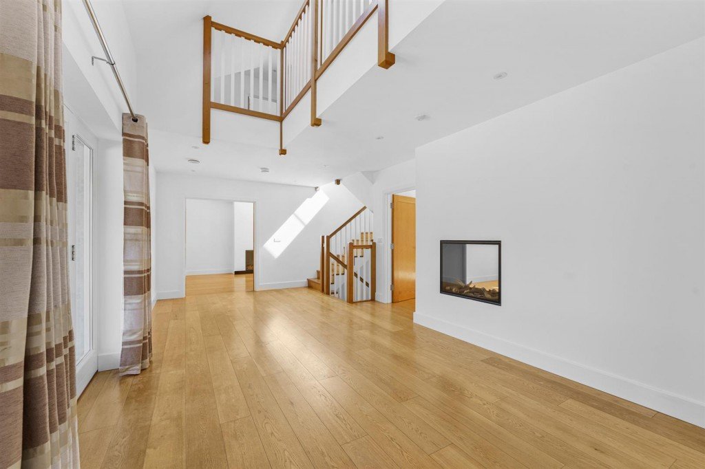 Images for Wheatley, Oxfordshire EAID:BUTLSHEWESTAPI BID:11