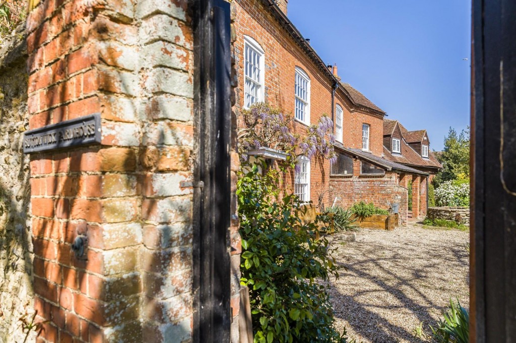 Images for Sutton Wick farm House, Sutton Wick, Nr. Abingdon on Thames EAID:BUTLSHEWESTAPI BID:1