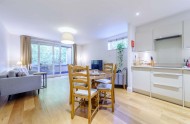 Images for Mortimer Court, 66 Cumnor Hill, Oxford