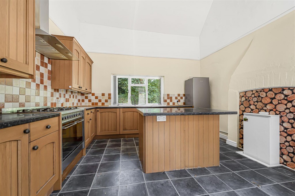 Images for West End House, West End, Stanton Harcourt EAID:BUTLSHEWESTAPI BID:11