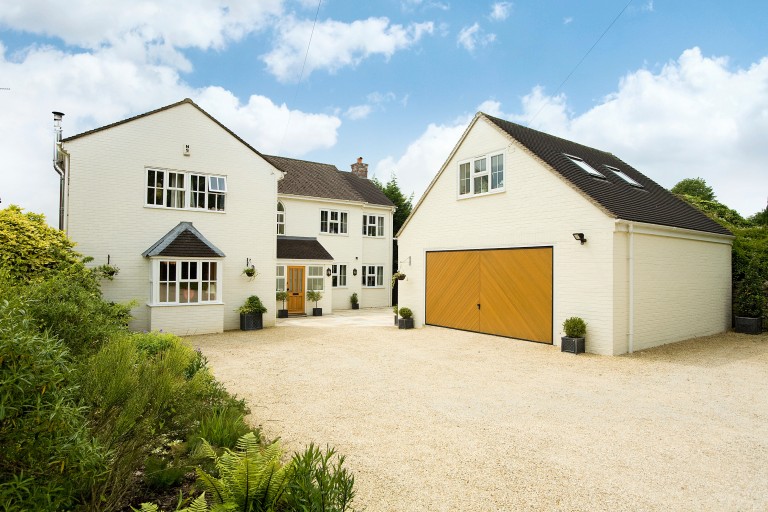 London Road, Wheatley
