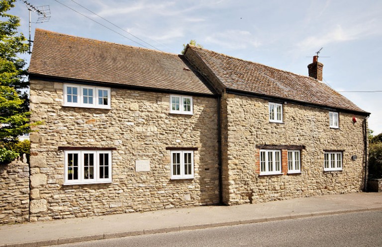 Church Hill, Little Milton